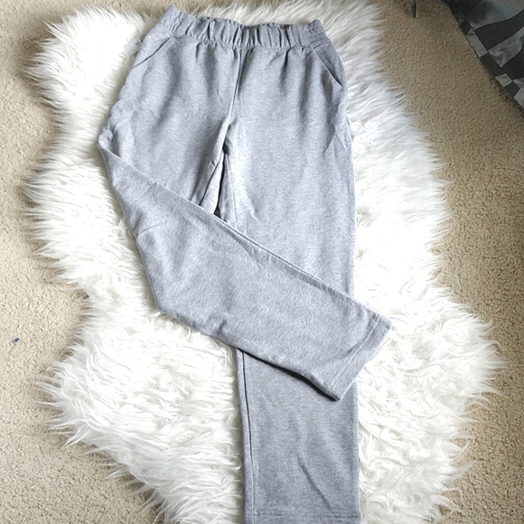 Aritzia babaton pants - Picture 1 of 7
